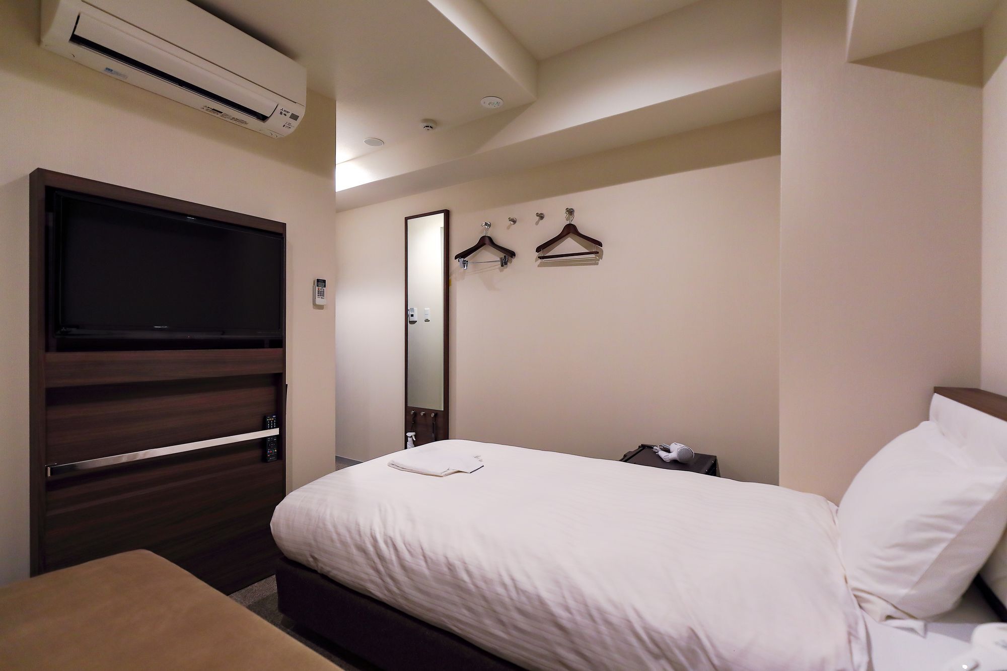 Welina Hotel Dotonbori Осака Екстериор снимка